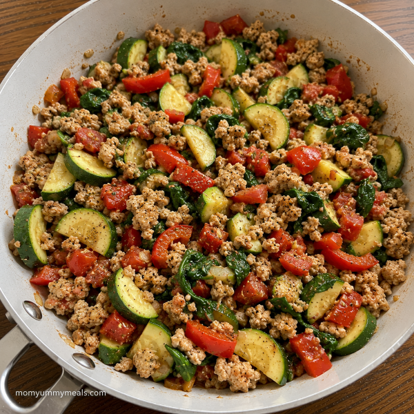 Ground turkey zucchini skillet with bell peppers spinach and tomatoes